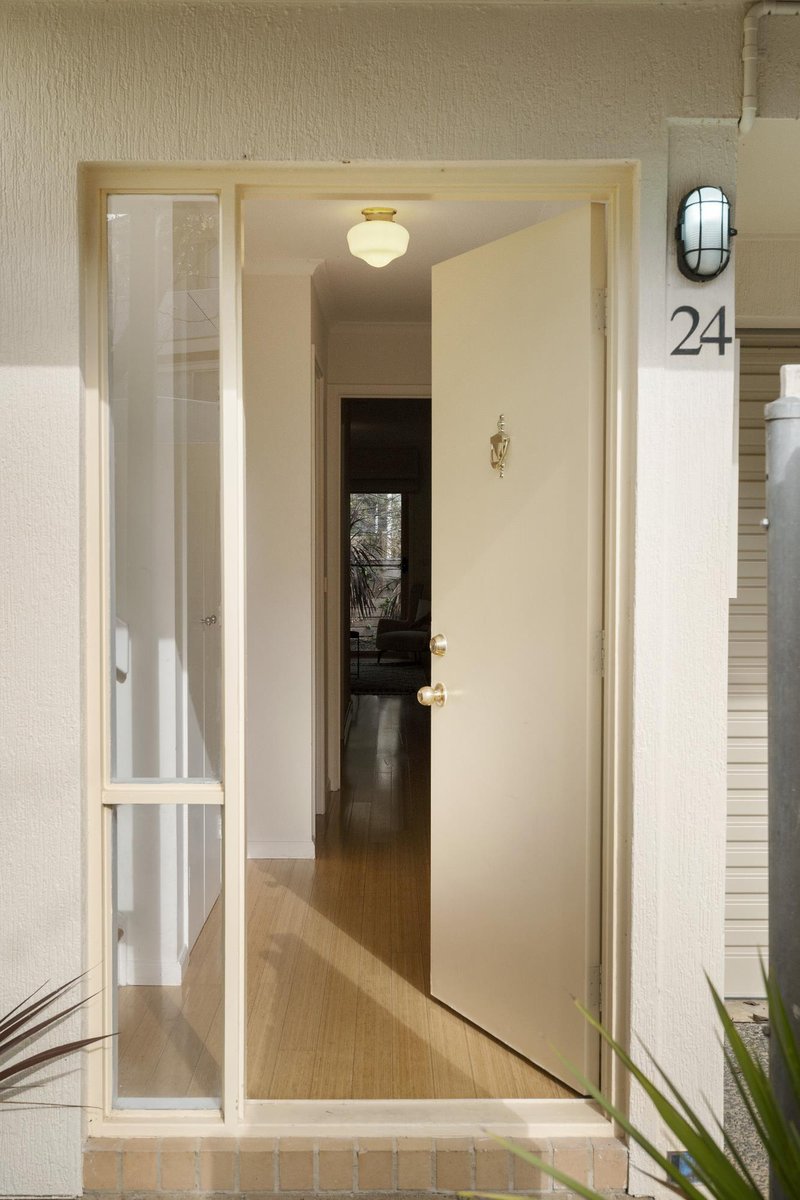 Photo - 24/44 Medworth Crescent, Lyneham ACT 2602 - Image 2