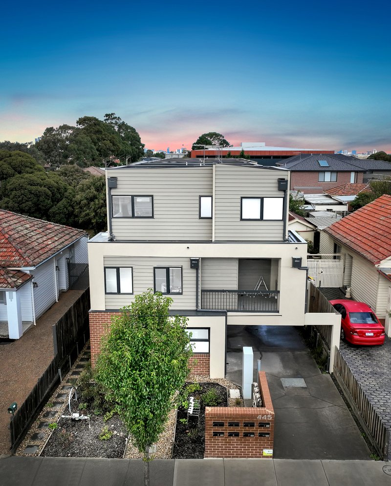 Photo - 2/445 Bell Street, Pascoe Vale South VIC 3044 - Image 12