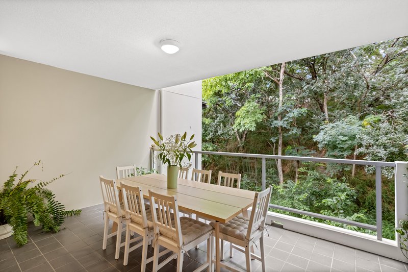 Photo - 244/71 Beeston Street, Teneriffe QLD 4005 - Image 8