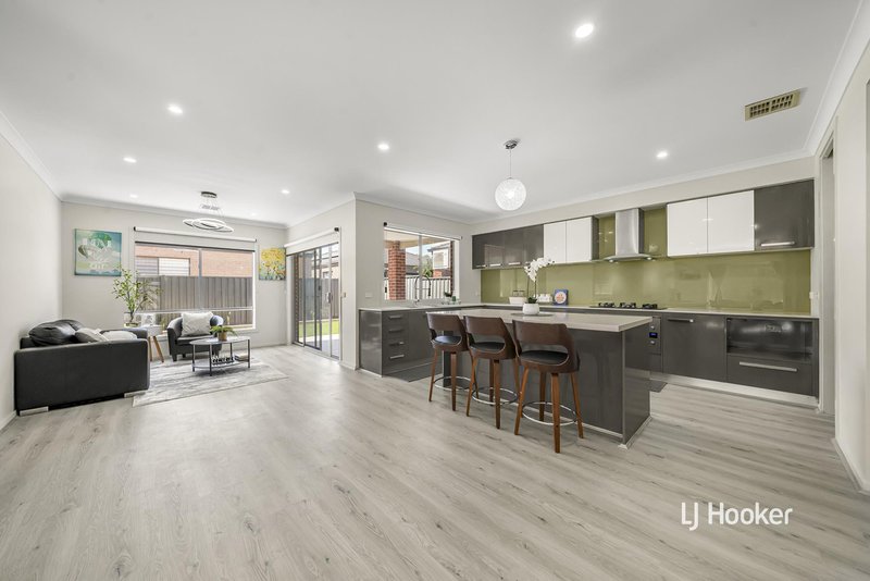 Photo - 244B Sayers Road, Truganina VIC 3029 - Image 10