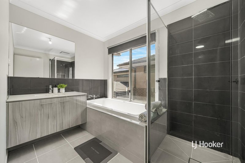 Photo - 244B Sayers Road, Truganina VIC 3029 - Image 24