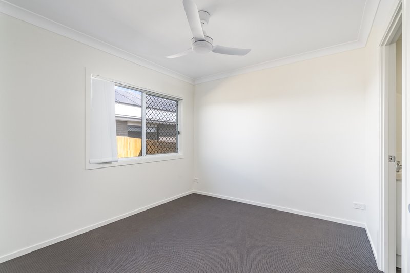 Photo - 2/45 Adelaide Street, Cranley QLD 4350 - Image 6