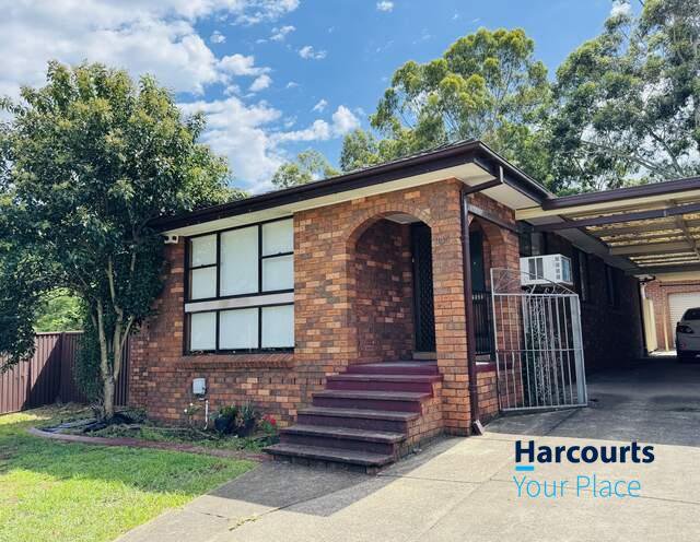 245 Banks Drive, St Clair NSW 2759