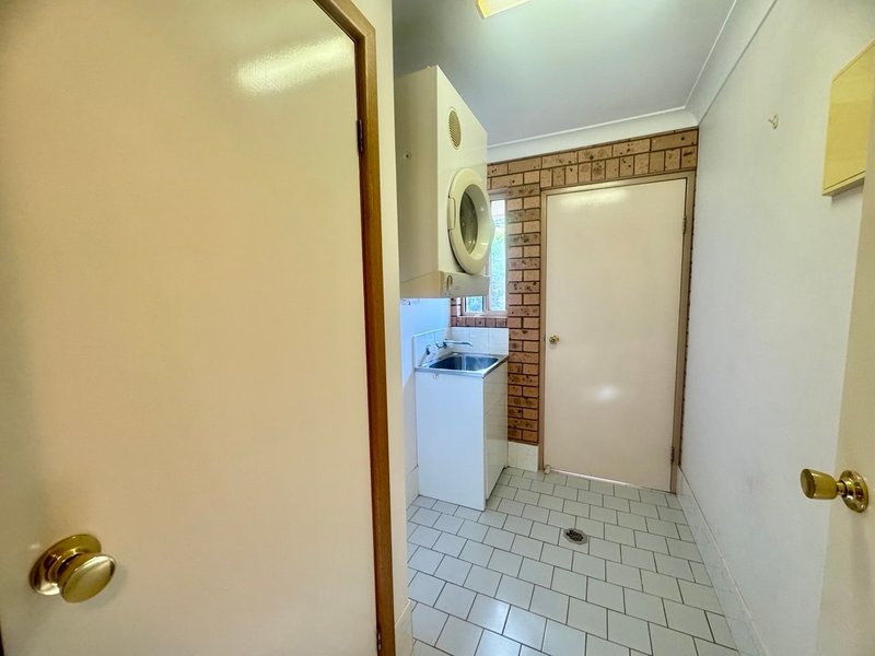 Photo - 2/45 Cecile Street, Parkes NSW 2870 - Image 7