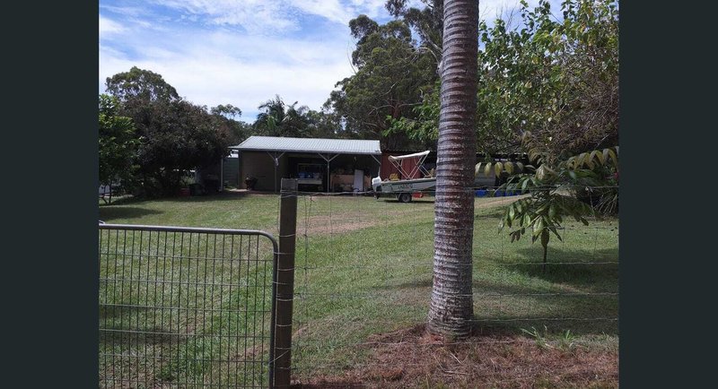 Photo - 245 Centre Road, Russell Island QLD 4184 - Image 11