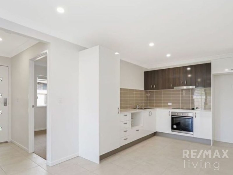 Photo - 2/45 Coutts Drive, Burpengary QLD 4505 - Image 2