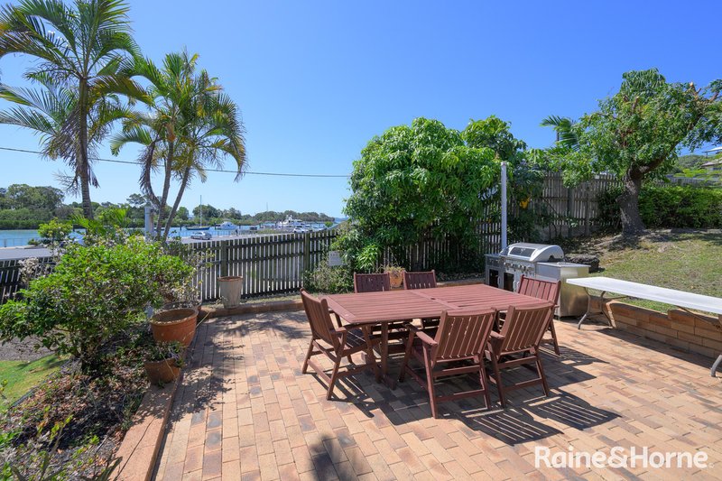 Photo - 24/5 Flinders Parade, Gladstone Central QLD 4680 - Image 12