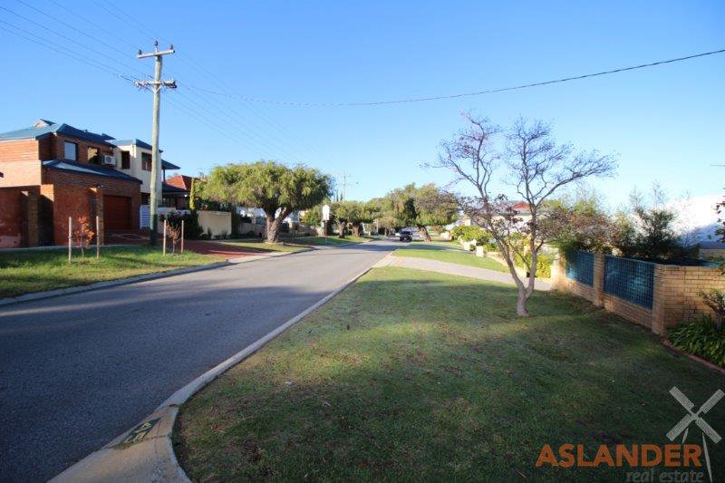 Photo - 2/45 Foss Street, Bicton WA 6157 - Image 21