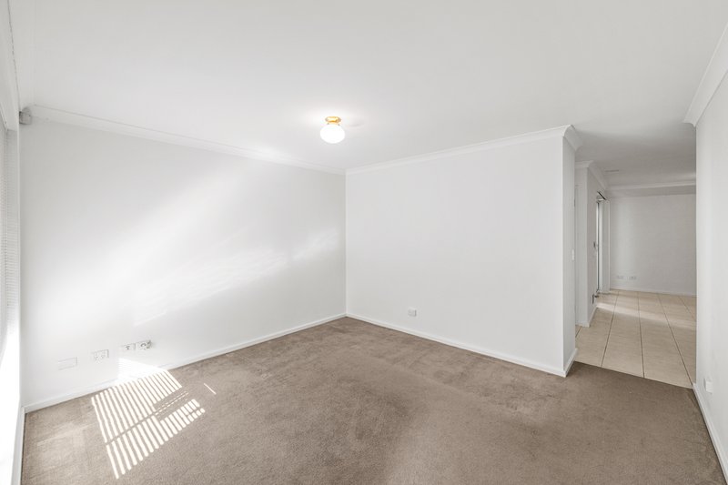 Photo - 2/45 Foss Street, Bicton WA 6157 - Image 4