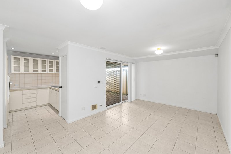 Photo - 2/45 Foss Street, Bicton WA 6157 - Image 5