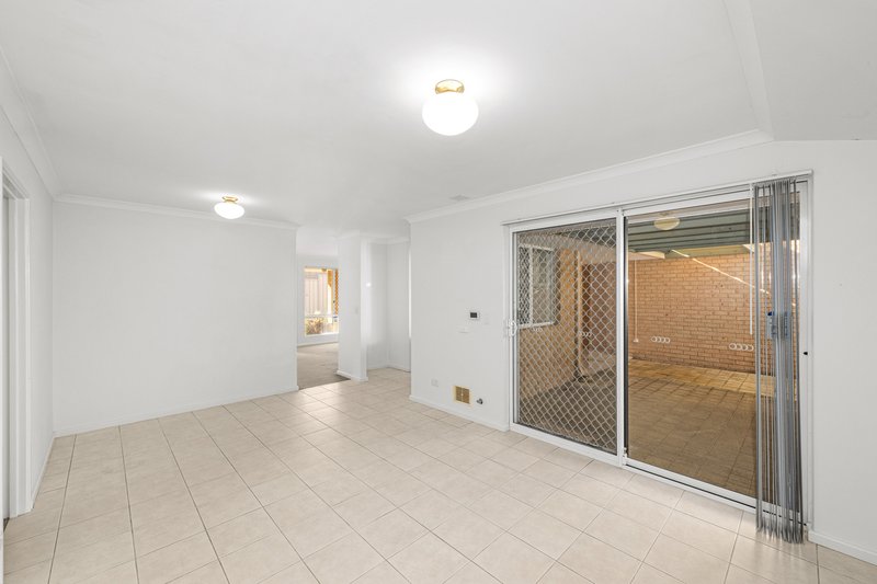 Photo - 2/45 Foss Street, Bicton WA 6157 - Image 6