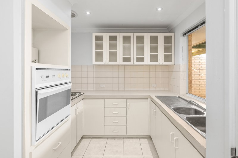 Photo - 2/45 Foss Street, Bicton WA 6157 - Image 7