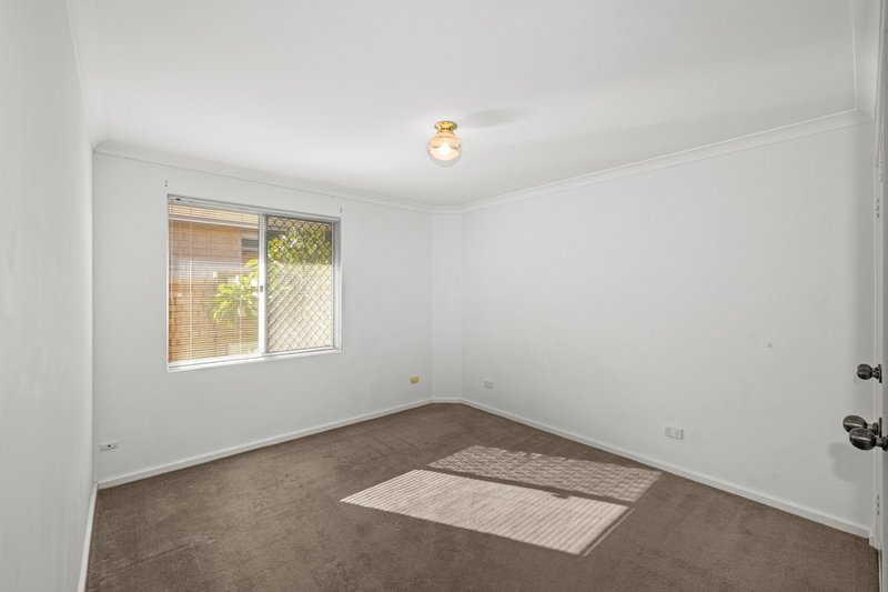 Photo - 2/45 Foss Street, Bicton WA 6157 - Image 9
