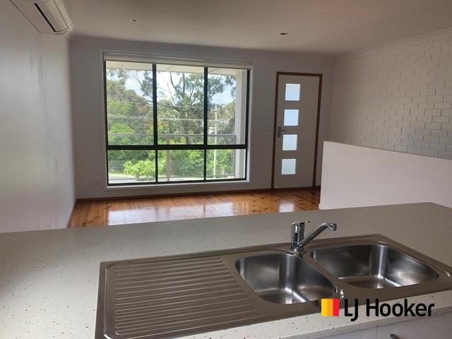 Photo - 2/45 Iluka Avenue, Malua Bay NSW 2536 - Image 3