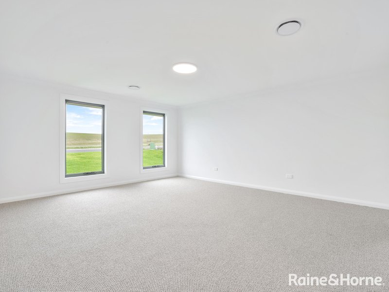 Photo - 245 Lawrence Drive, Kelso NSW 2795 - Image 22