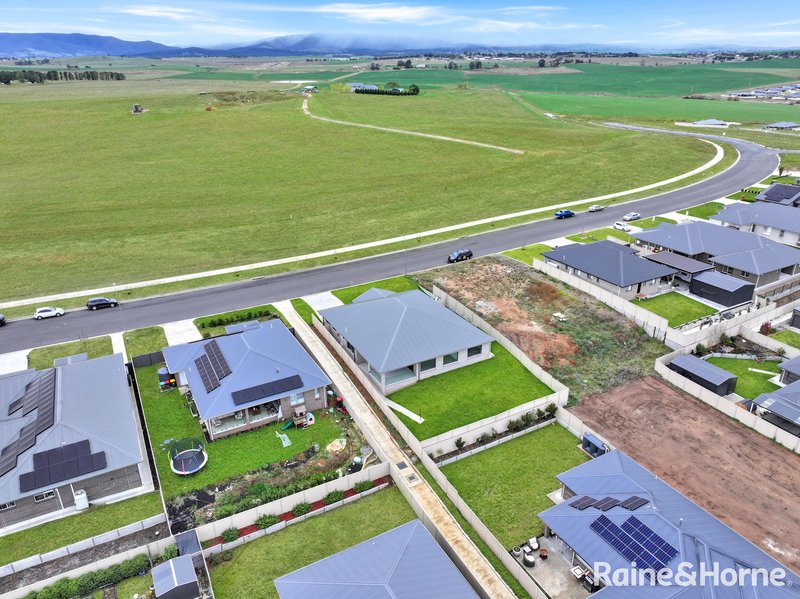 Photo - 245 Lawrence Drive, Kelso NSW 2795 - Image 29