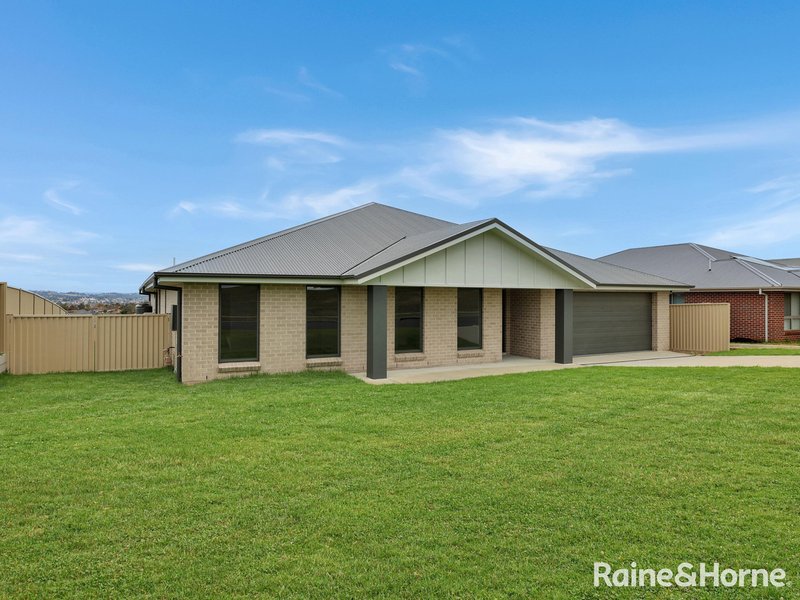 Photo - 245 Lawrence Drive, Kelso NSW 2795 - Image 32