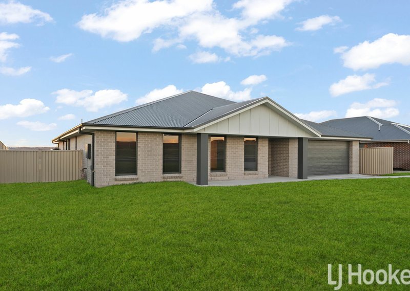 Photo - 245 Lawrence Drive, Kelso NSW 2795 - Image 1