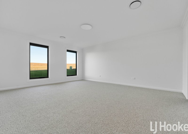 Photo - 245 Lawrence Drive, Kelso NSW 2795 - Image 11