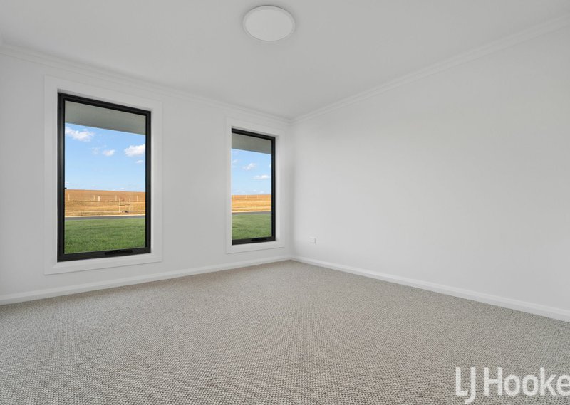 Photo - 245 Lawrence Drive, Kelso NSW 2795 - Image 13