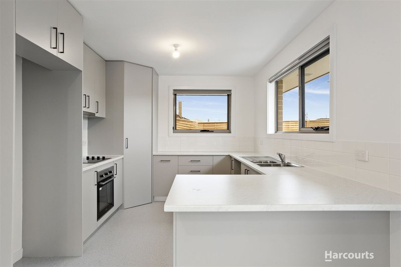 Photo - 2/45 Mackay Street, Mayfield TAS 7248 - Image 3