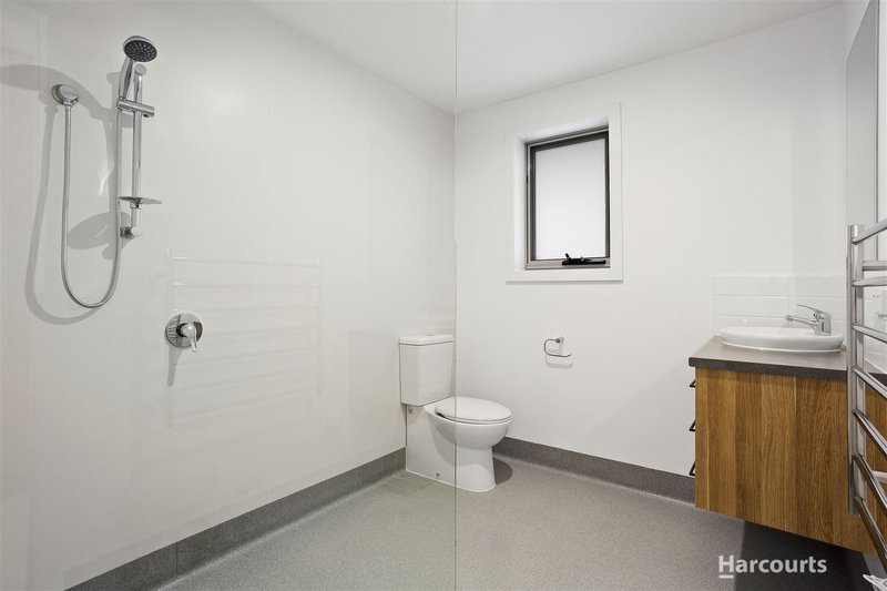 Photo - 2/45 Mackay Street, Mayfield TAS 7248 - Image 6