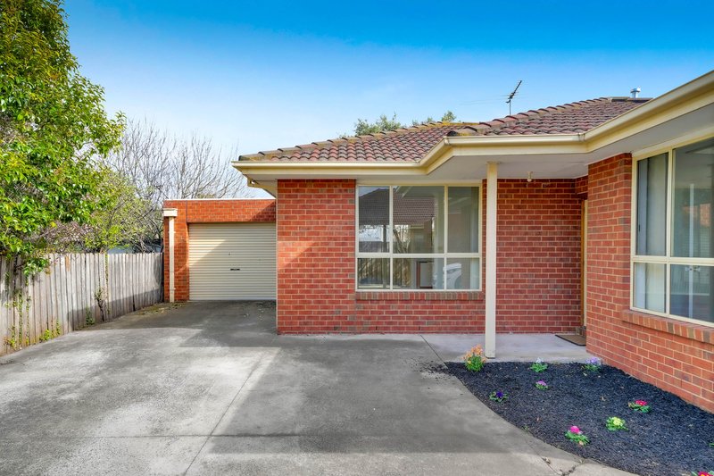 Photo - 2/45 Matthews Avenue, Airport West VIC 3042 - Image 2