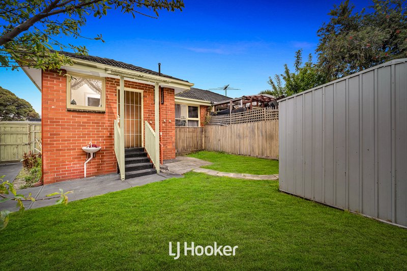 Photo - 2/45 Mcfees Road, Dandenong North VIC 3175 - Image 8