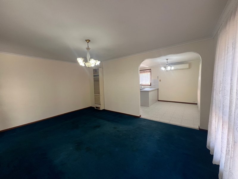 Photo - 2/45 Nicholson Street, Meadow Heights VIC 3048 - Image 4