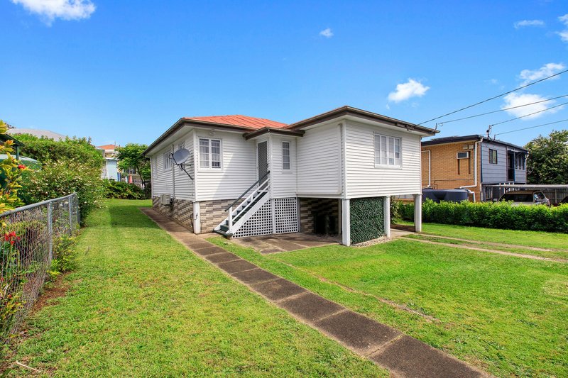 245 Nursery Road, Holland Park QLD 4121