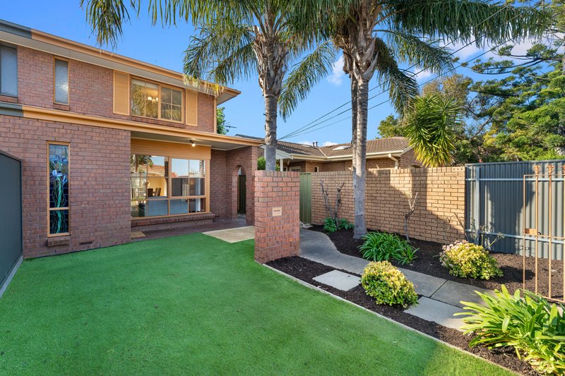 2/45 Russell Street, Glenelg North SA 5045