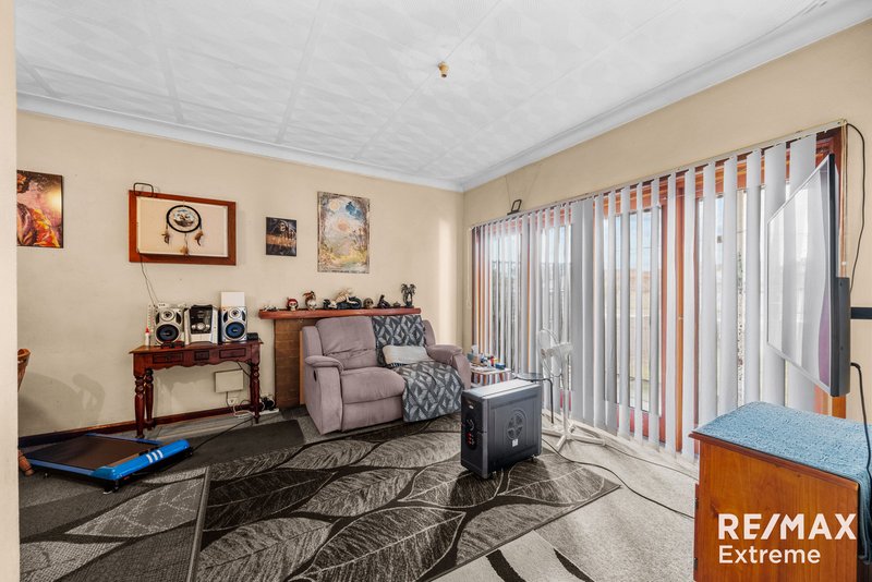 Photo - 245 Shepperton Road, East Victoria Park WA 6101 - Image 3