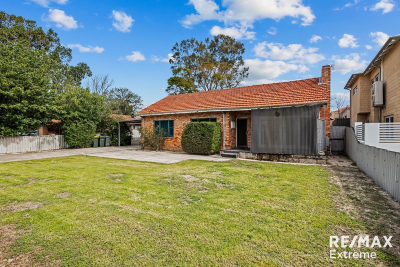 Photo - 245 Shepperton Road, East Victoria Park WA 6101 - Image 14