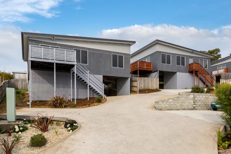 Photo - 2/45 Springfield Avenue, West Moonah TAS 7009 - Image 2