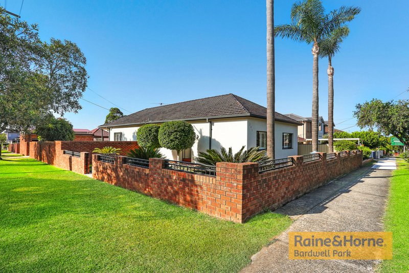 245 William Street, Kingsgrove NSW 2208