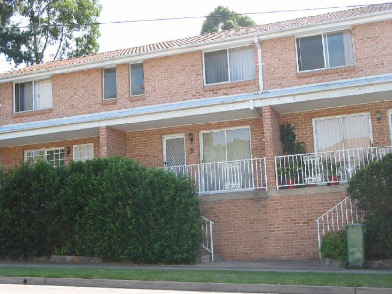 Photo - 2/45A Weston Street, Harris Park NSW 2150 - Image 1