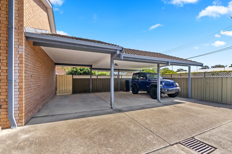 Photo - 2/46-48 Natuna Avenue, Budgewoi NSW 2262 - Image 3