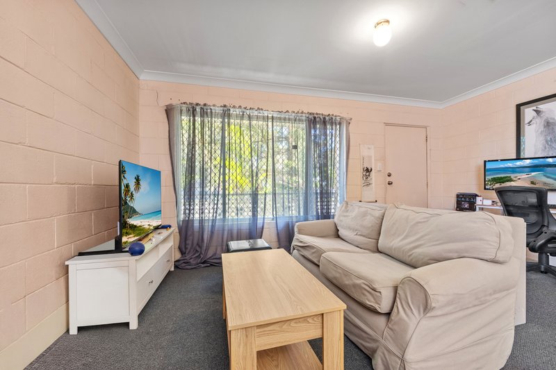 Photo - 2/46-48 Natuna Avenue, Budgewoi NSW 2262 - Image 4
