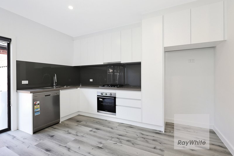 Photo - 2/46 Broadmeadows Road, Tullamarine VIC 3043 - Image 3