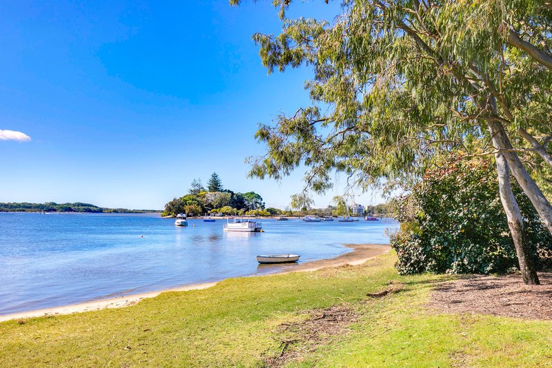 Photo - 2/46 Broadwater Avenue, Maroochydore QLD 4558 - Image 25