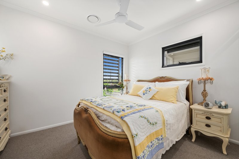 Photo - 2/46 Broadwater Avenue, Maroochydore QLD 4558 - Image 11