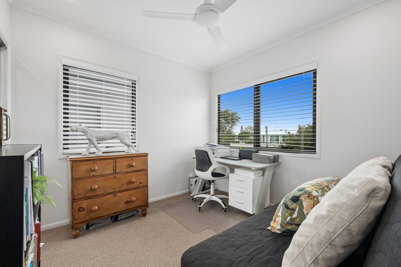 Photo - 2/46 Broadwater Avenue, Maroochydore QLD 4558 - Image 12