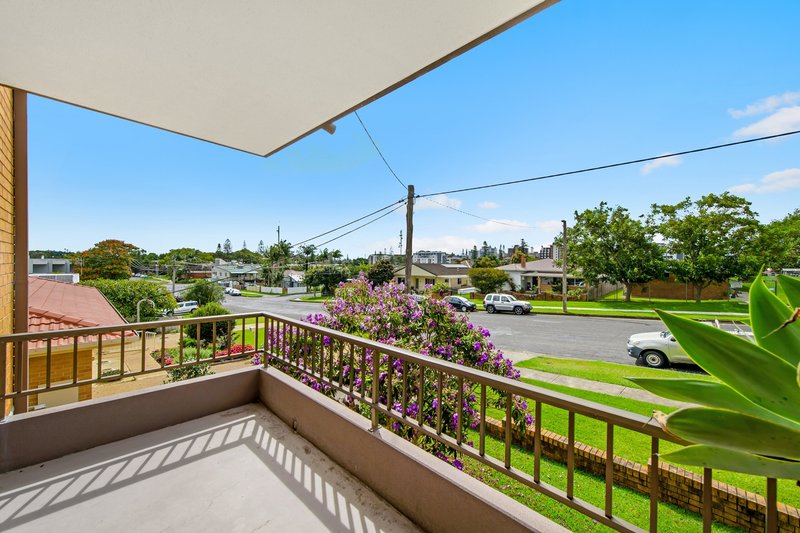 Photo - 2/46 Burrawan Street, Port Macquarie NSW 2444 - Image 3