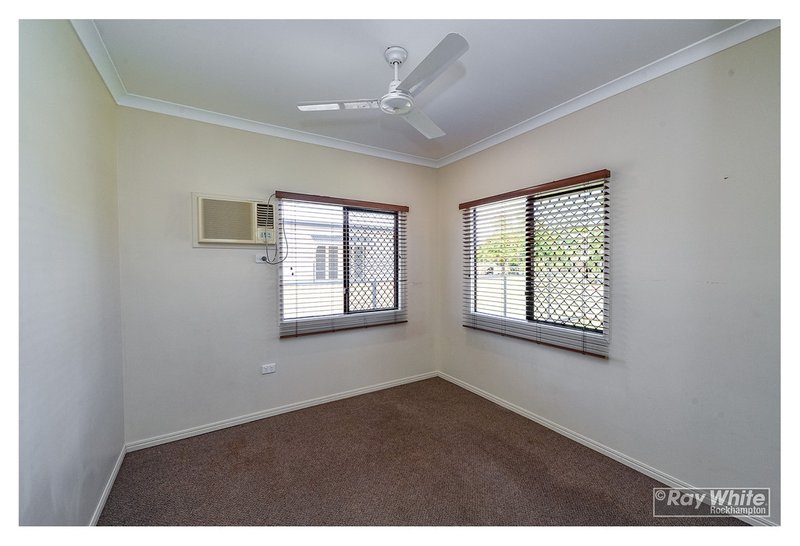 Photo - 246 Clanfield Street, Berserker QLD 4701 - Image 4