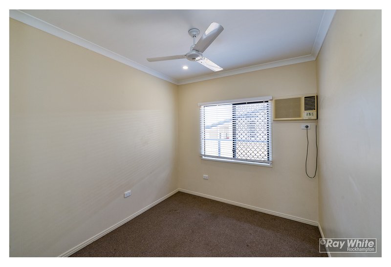 Photo - 246 Clanfield Street, Berserker QLD 4701 - Image 7