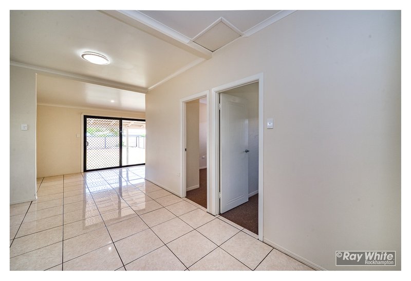 Photo - 246 Clanfield Street, Berserker QLD 4701 - Image 11