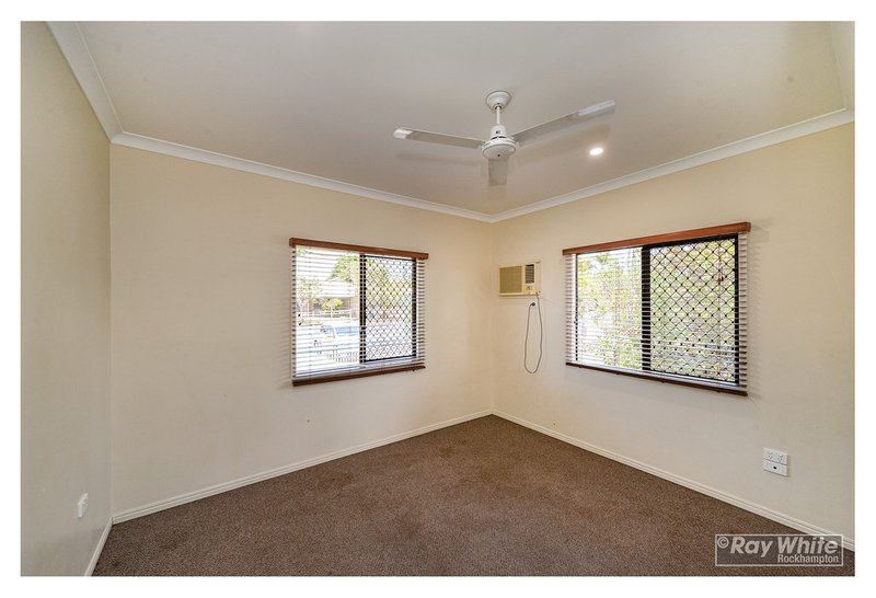 Photo - 246 Clanfield Street, Berserker QLD 4701 - Image 13