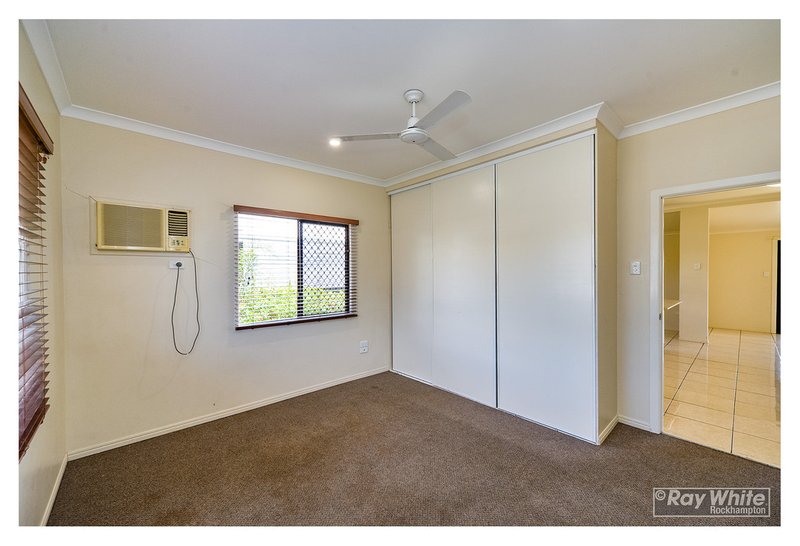 Photo - 246 Clanfield Street, Berserker QLD 4701 - Image 16