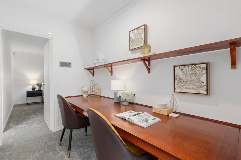 Photo - 2/46 Flinders Street, Mentone VIC 3194 - Image 11