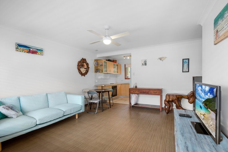 Photo - 2/46 Garrick Street, Coolangatta QLD 4225 - Image 3